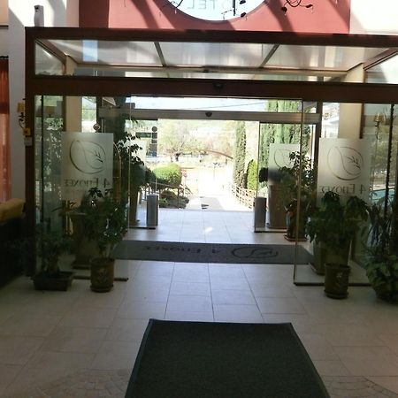 4 Epoxes Hotel Spa Loutraki  Exterior photo